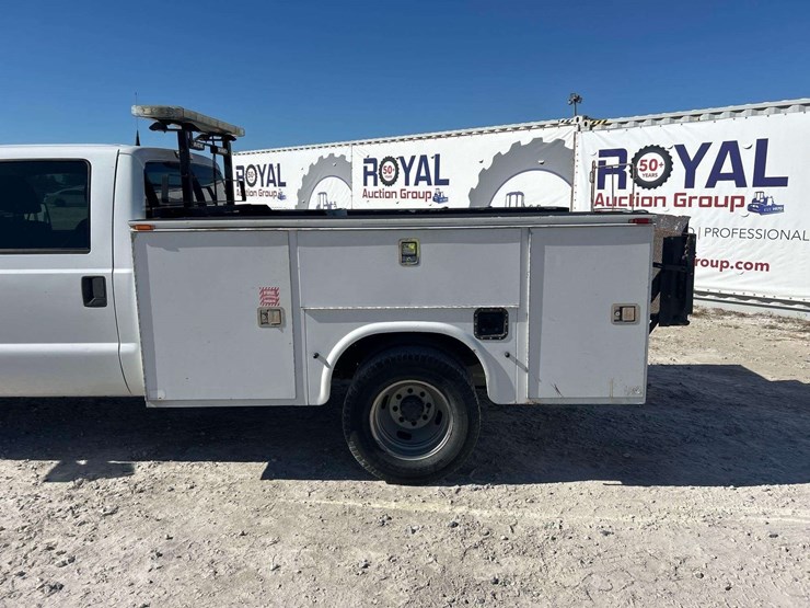 2012-ford-f350-image-17