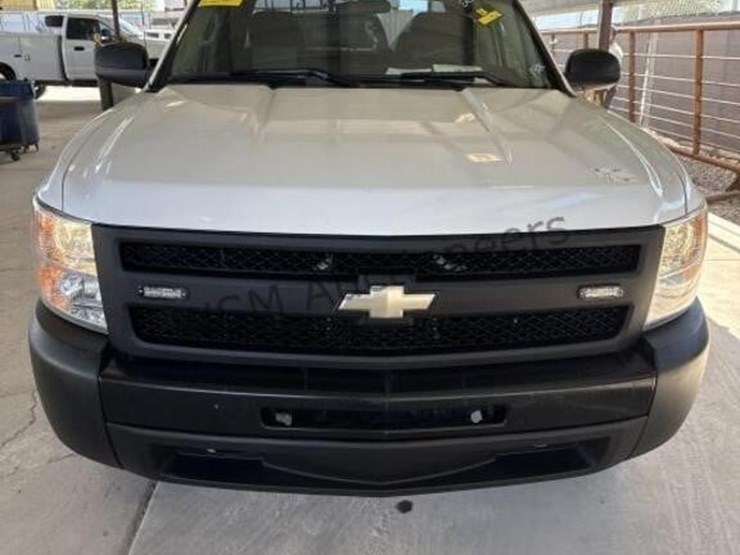 2009-chevrolet-silverado-1500-image-3