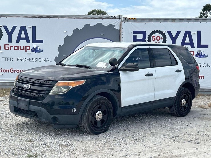 2013-ford-explorer-image-1