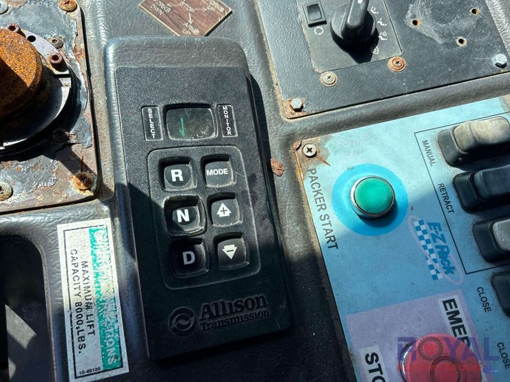 2015-autocar-xpeditor-image-14