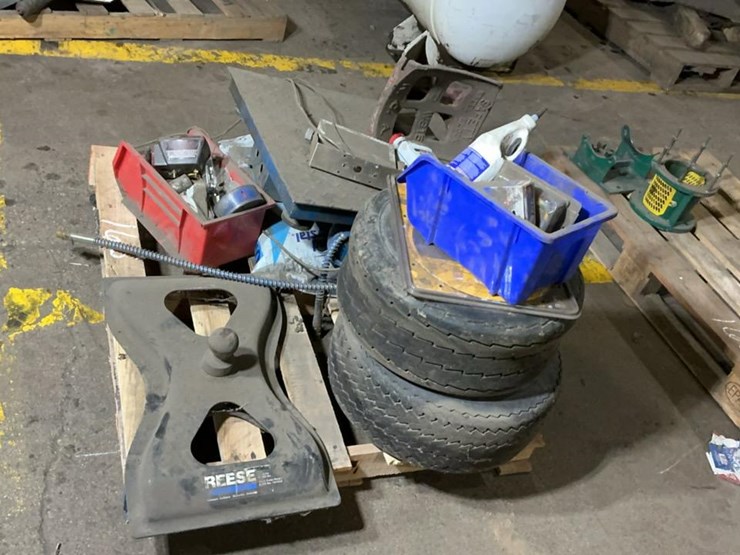 #165-•-trailer-hitch,-tires,-and-assorted-parts-image-2