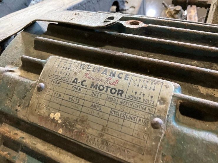 #152-•-dual-arbor-pedestal-grinder-image-9