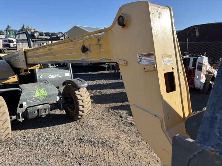 2014-gehl-rs5-19-image-17