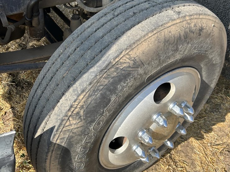 1995-freightliner-fld112-image-49