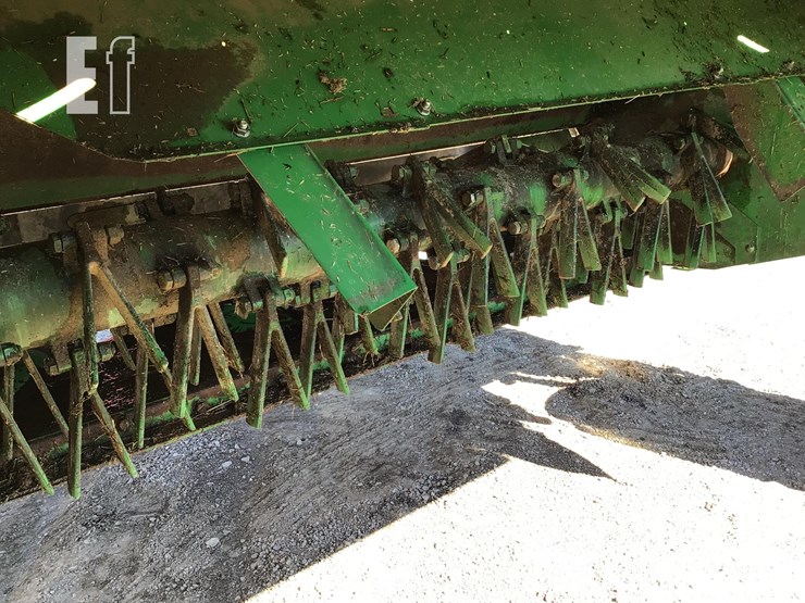 2023-john-deere-s300-image-12