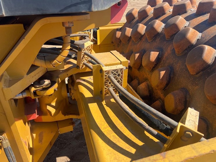 caterpillar-cp44-image-20