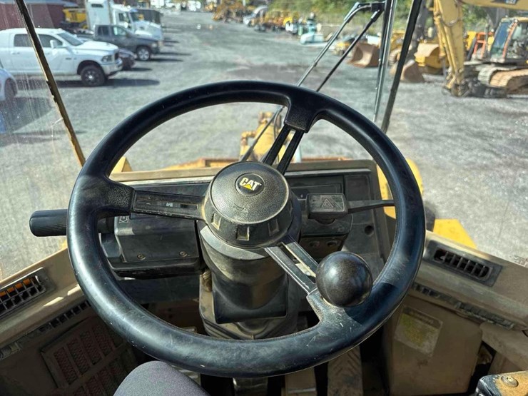 1995-caterpillar-928f-image-24
