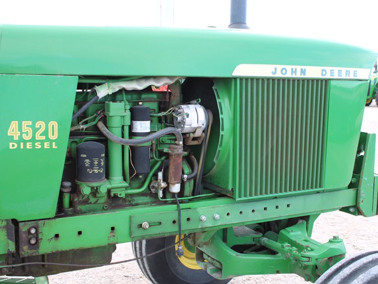 john-deere-4520-image-61