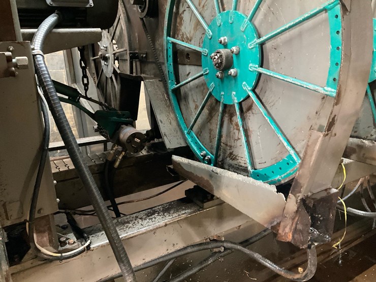 #130-•-wood-mizer-pallet-lumber-resaw-image-43