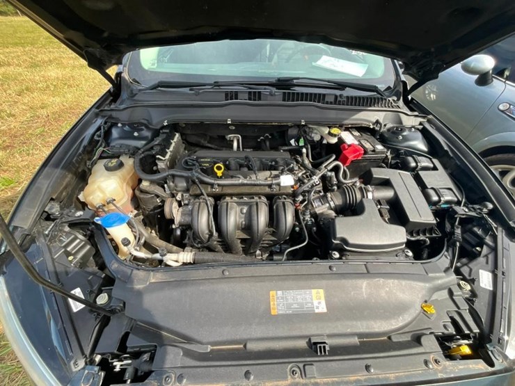 2014-ford-fusion-se-(at,-2.5l,-miles-read-170449,-image-25