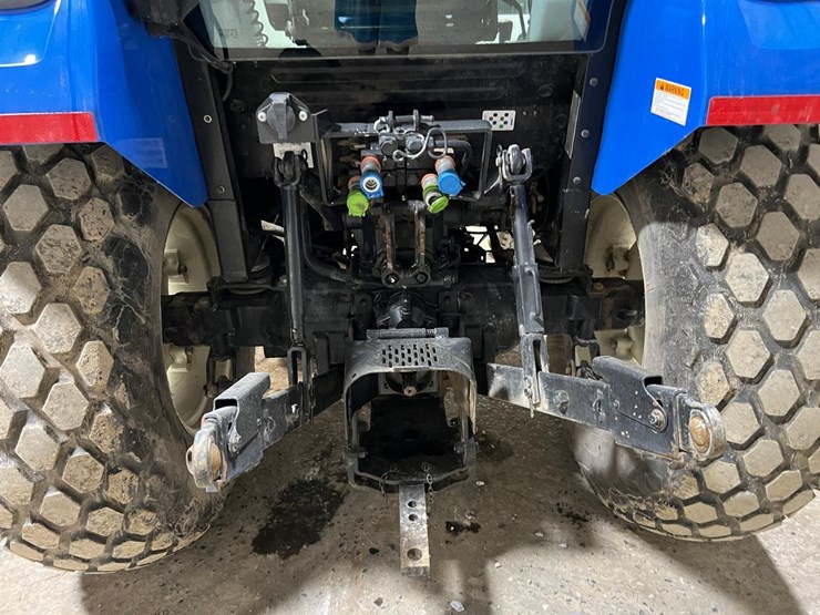 new-holland-t4.75-image-12