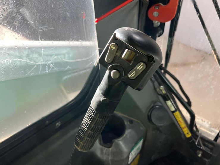 2023-bobcat-t66-image-28