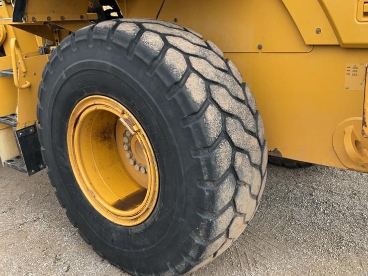 2013-caterpillar-924k-image-48