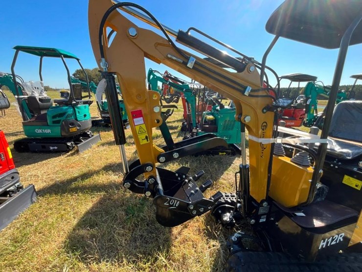 unused-cfg-h12r-mini-excavator-(420cc-gas-engine,-image-2