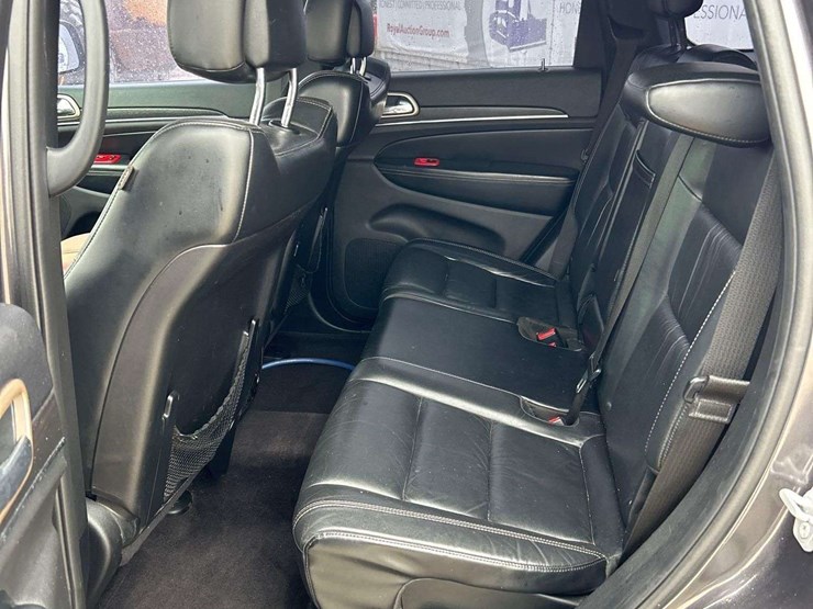 2016-jeep-grand-cherokee-image-23