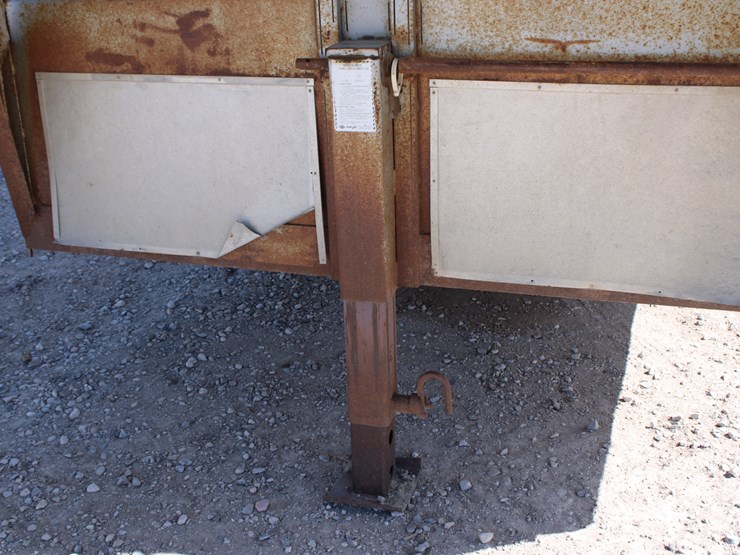 1994-titan-trailer-image-25