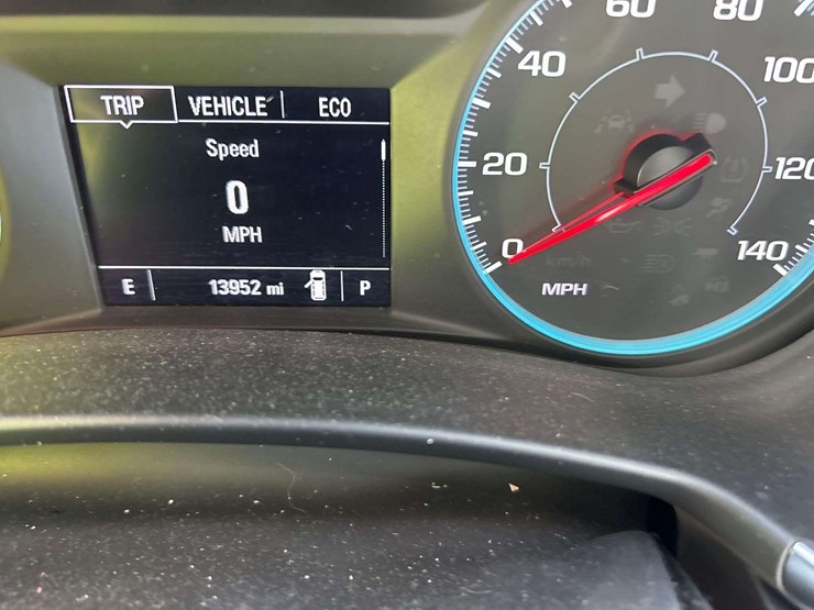 2021-chevrolet-equinox-ls-image-6