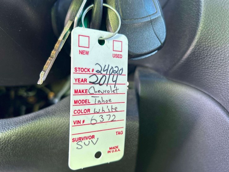 2014-chevrolet-tahoe-image-27