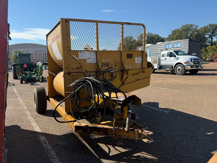 haybuster-256-plus-ii-image-13