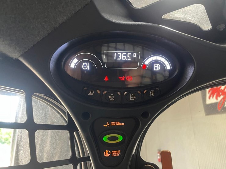 2023-bobcat-s650-image-18