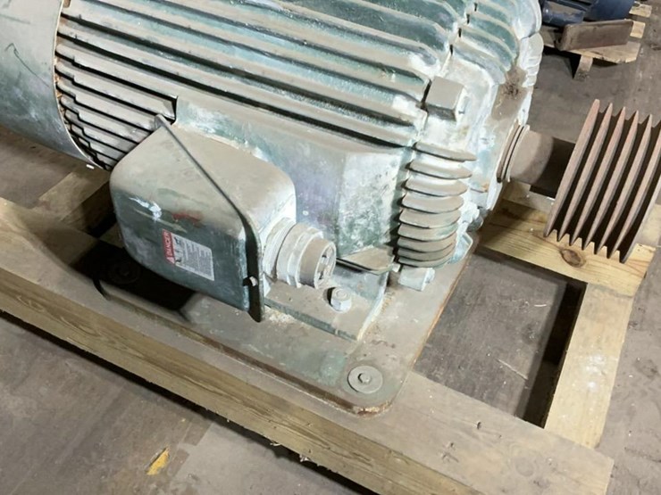 #179-•-eqp-iii-electric-motor-image-6