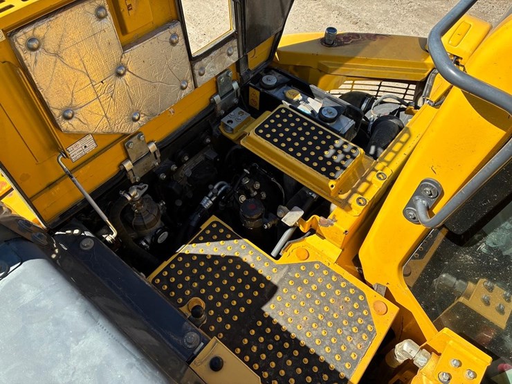 2021-komatsu-pc138us-11-image-23