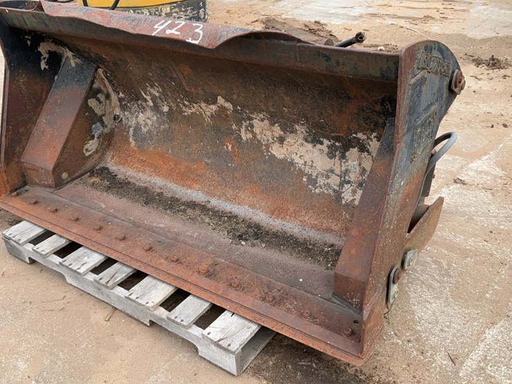 #239-•-cat-high-dump-bucket-image-2