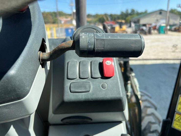 caterpillar-430e-image-29