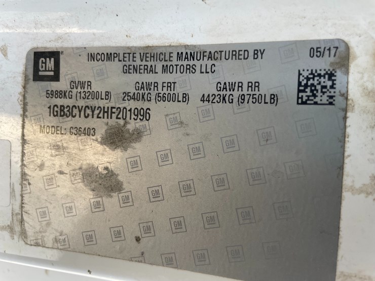 #1007-•-2017-chevy-3500-diesel-utility-truck,-(has-title)-image-9