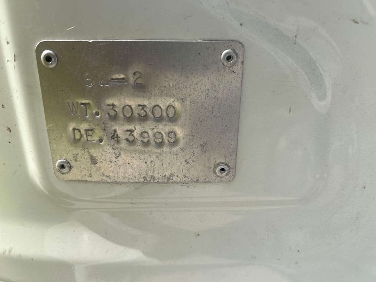 2016-freightliner-m2-106-altec-am50-50ft-bucket-truck-image-20