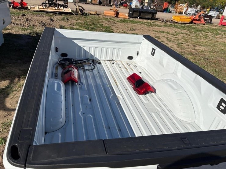 2024-ford-f350-image-4