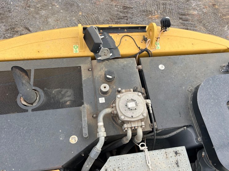 2017-caterpillar-m316f-image-36