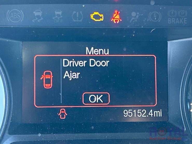 2016-ford-explorer-image-6