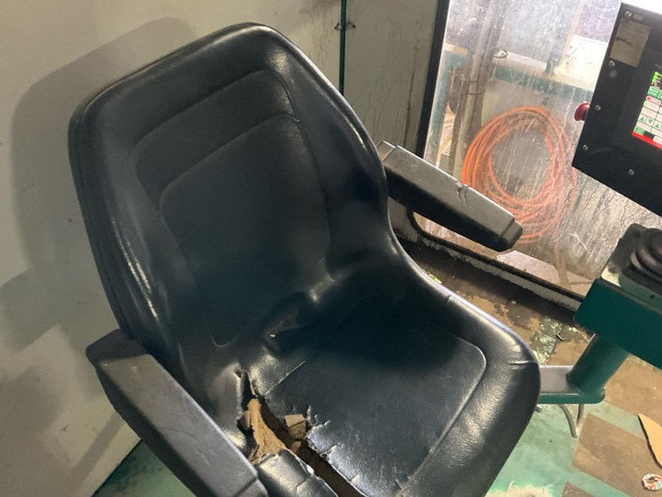 #100-•-2014-wood-mizer-wm4000-thin-kerf-image-17