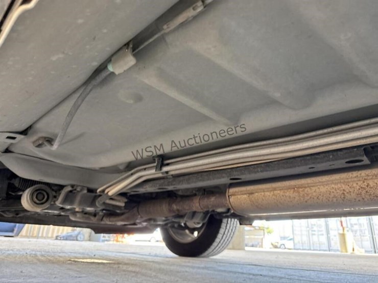 2017-ford-explorer-image-30