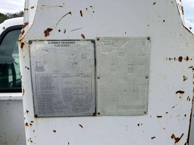 2006-ford-f650-image-33