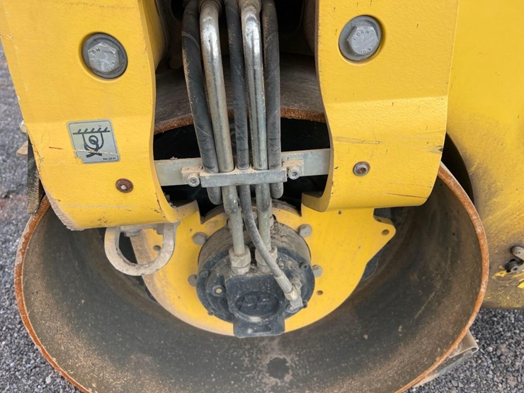 2019-bomag-bw120ad-5-image-10