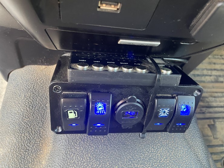 2017-ford-f250-xl-image-38