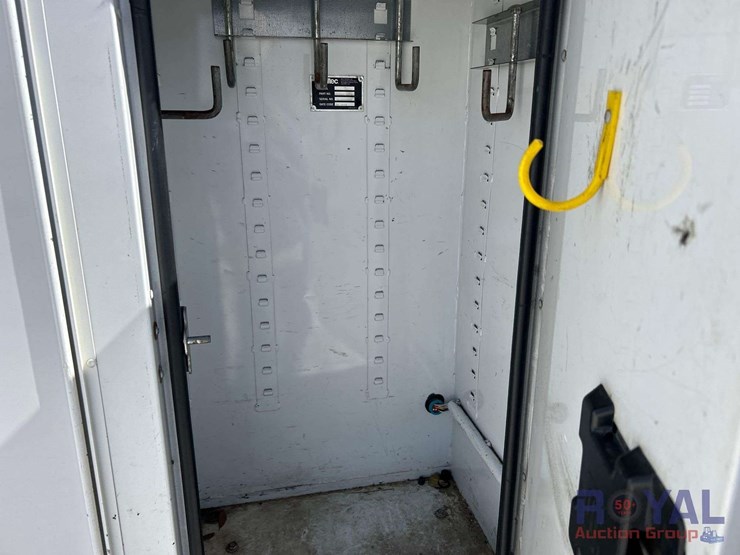 2016-freightliner-m2-106-altec-am50-50ft.-bucket-truck-image-28