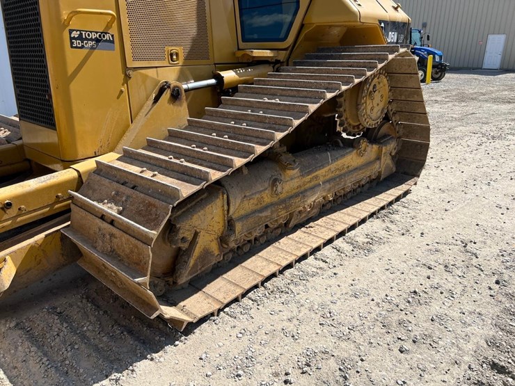 caterpillar-d5n-lgp-image-11