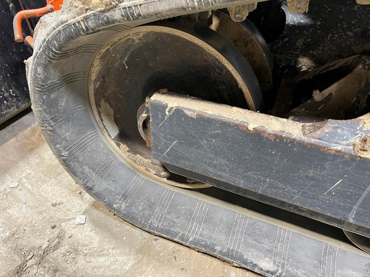 kubota-svl75-2-image-13