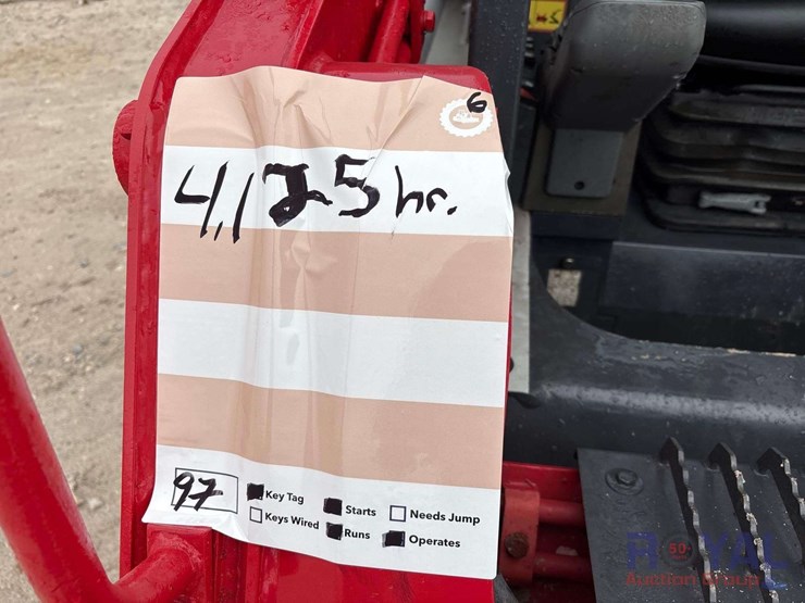 2016-takeuchi-tl8r2-image-39