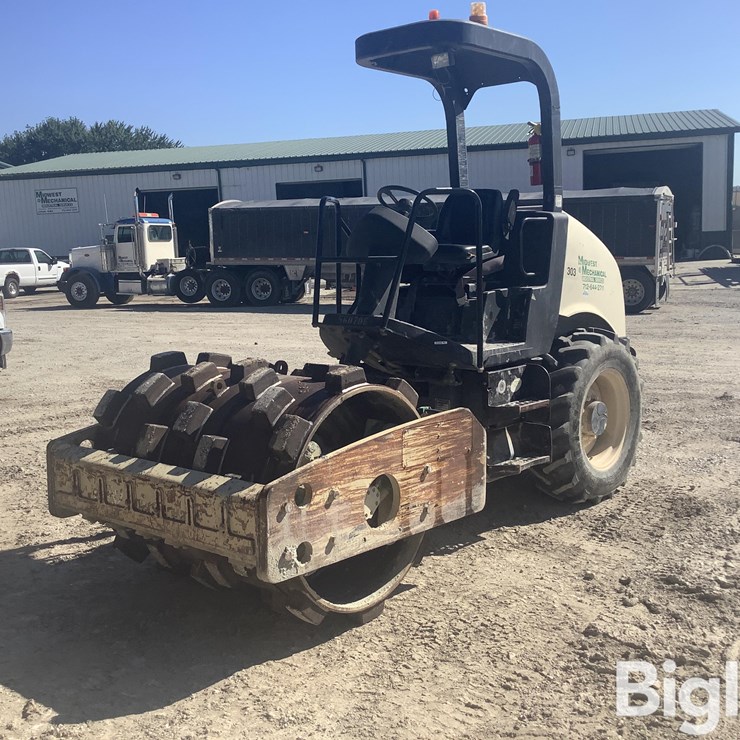 2004 INGERSOLL-RAND SD45D