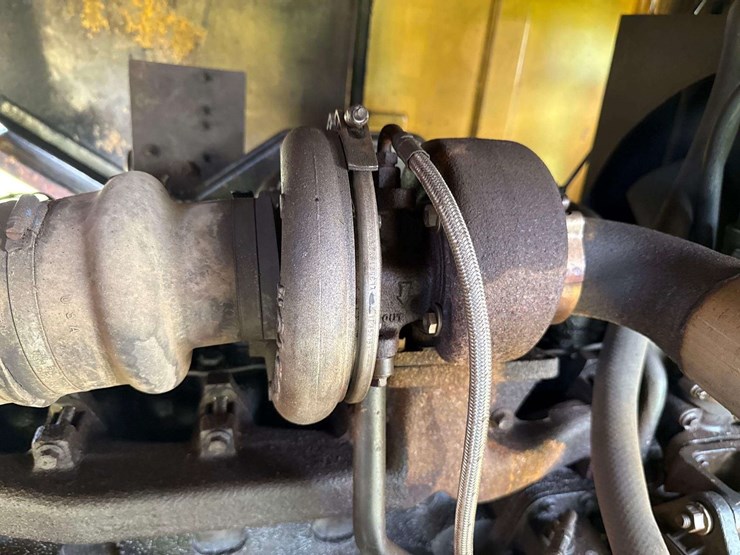 grove-4x4-rough-terrain-hydraulic-crane-image-23