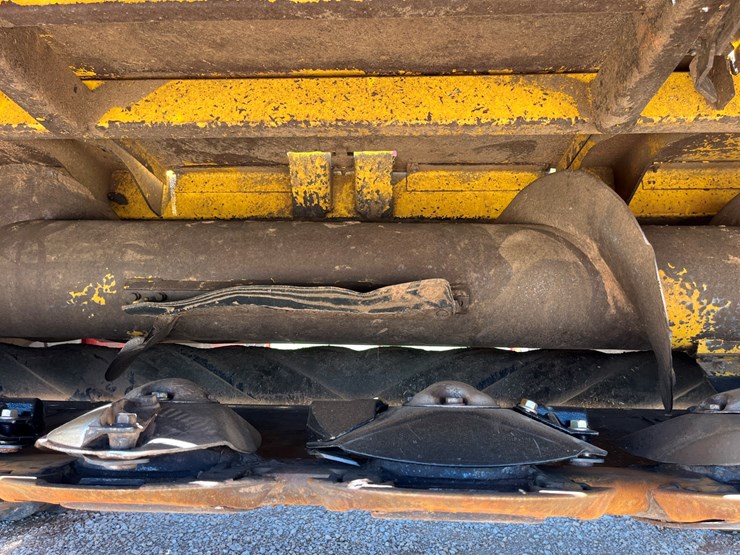 2009-new-holland-h8060-image-7