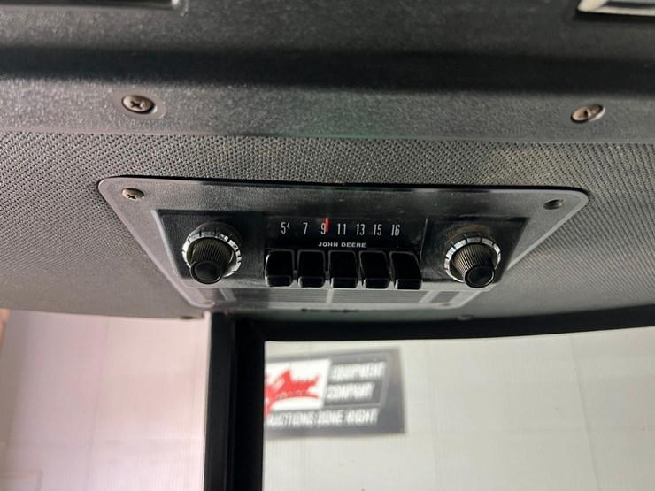 john-deere-4030-image-31