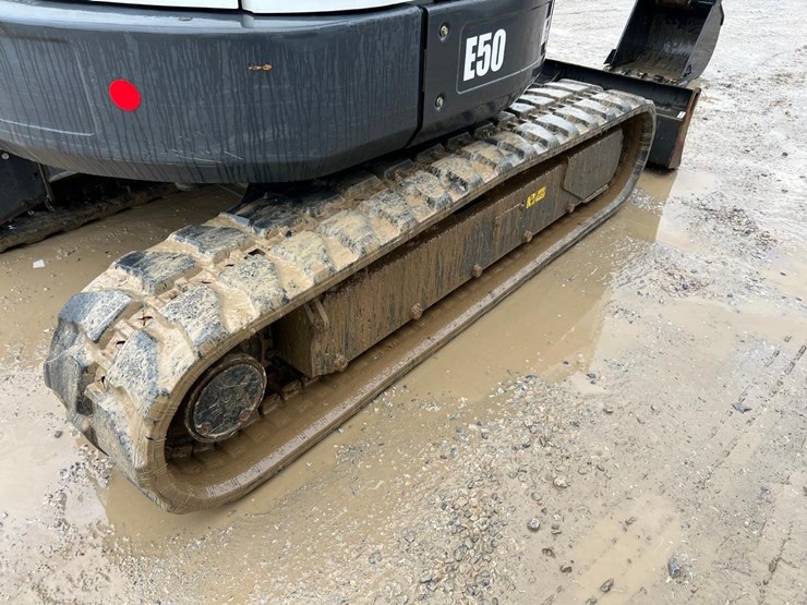 2015-bobcat-e50-image-20