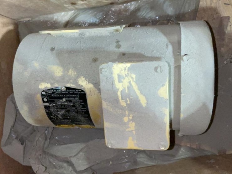 #172-•-new-electric-motors-and-overhead-door-springs-image-17