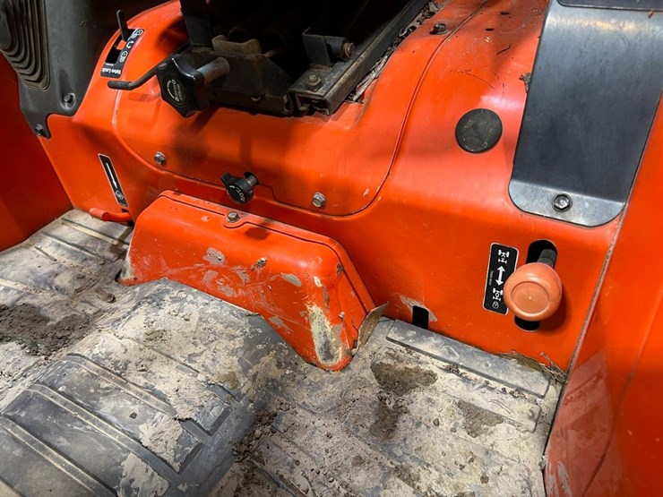 kubota-la514-image-40