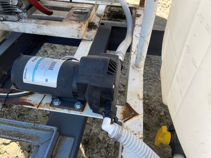 #1039-•-single-axle-water-pump-trailer-image-35